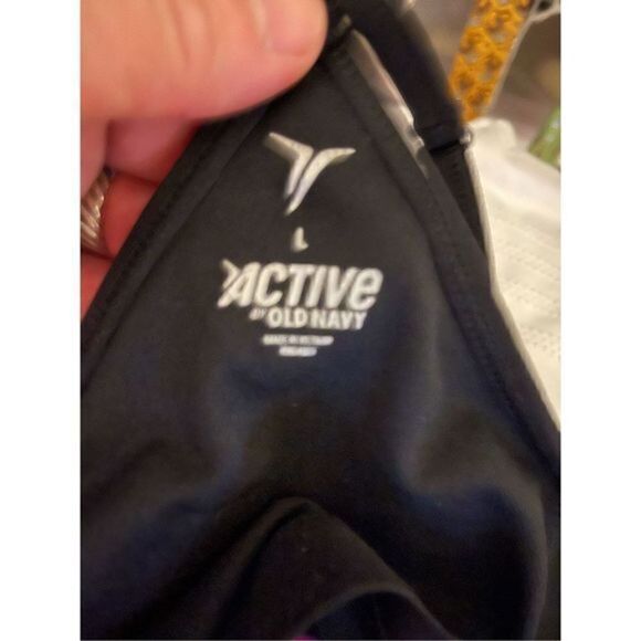 Old Navy Activewear Tank Top. Deep pink and black color. Size Large but fits Med - Picture 3 of 6